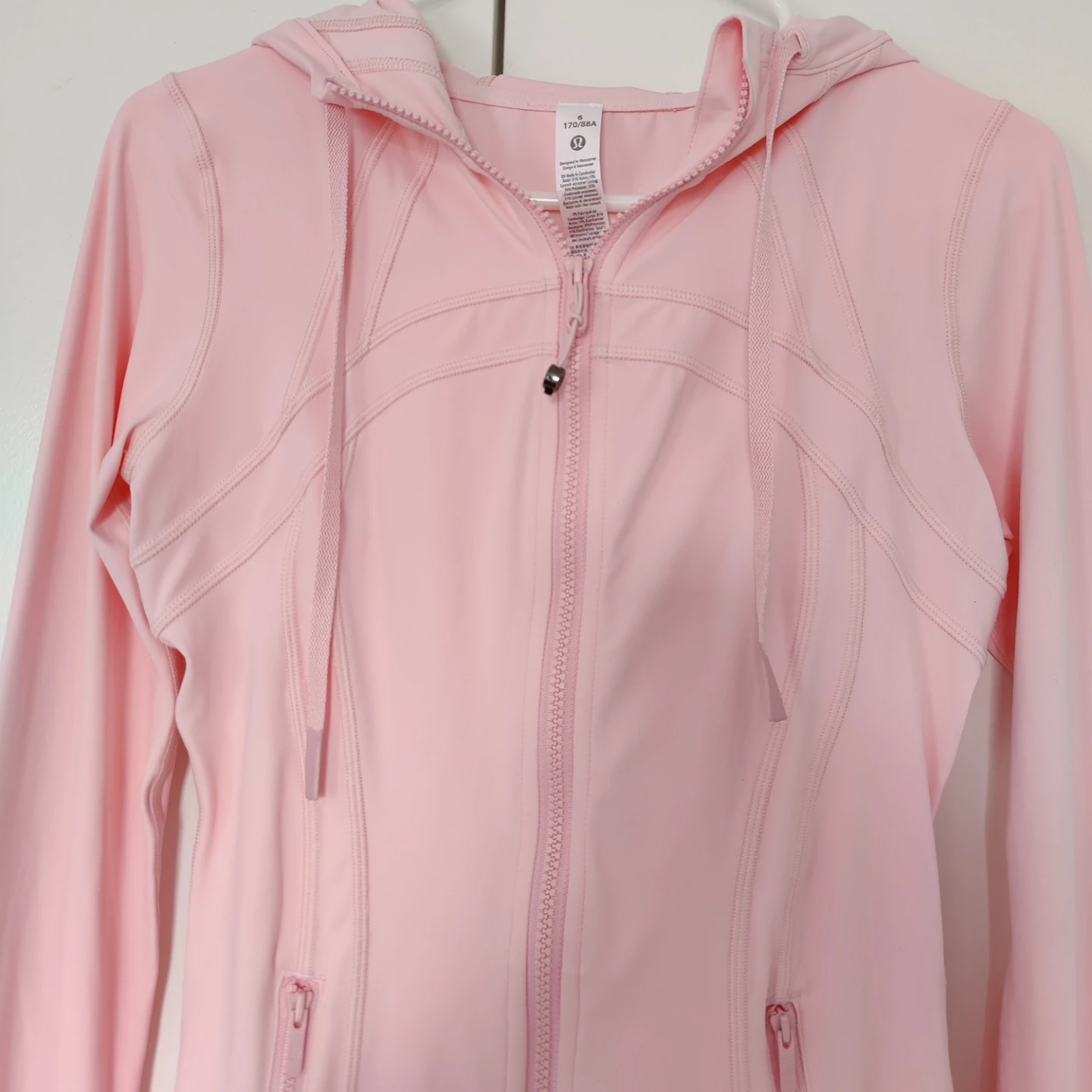 Size 6 Lululemon Pink Hooded Jacket - photo 3
