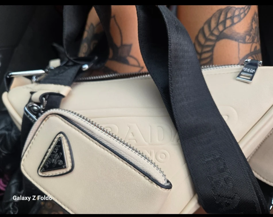 Authentic PRADA Milano Crossbody Bag - $600 - photo 3