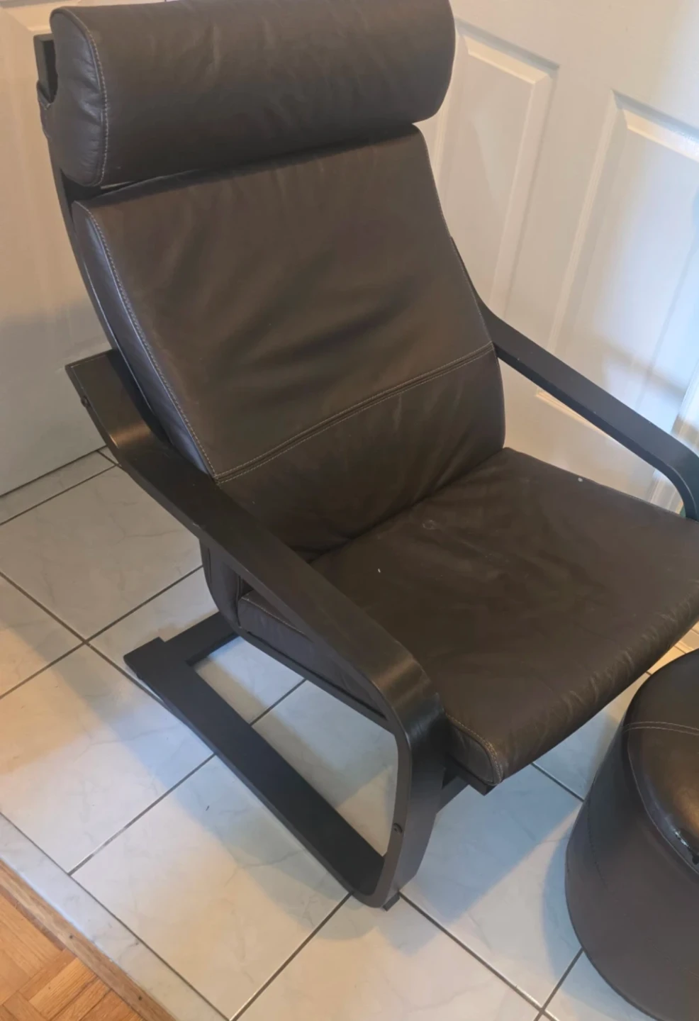 Brown Leather Recliner Chair - photo 2