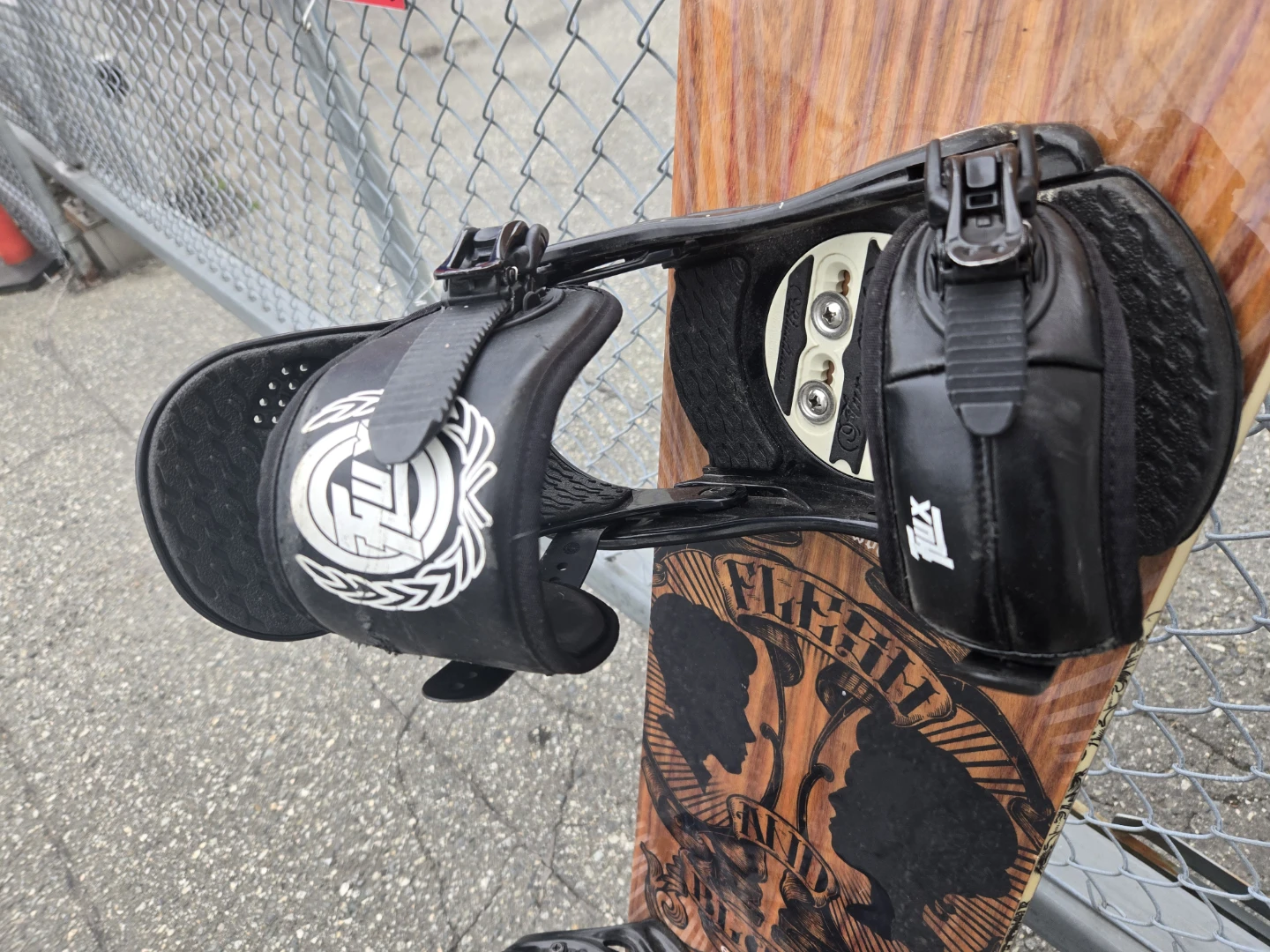 Arbor Element Snowboard with Flux Bindings + Burton Boots - photo 4