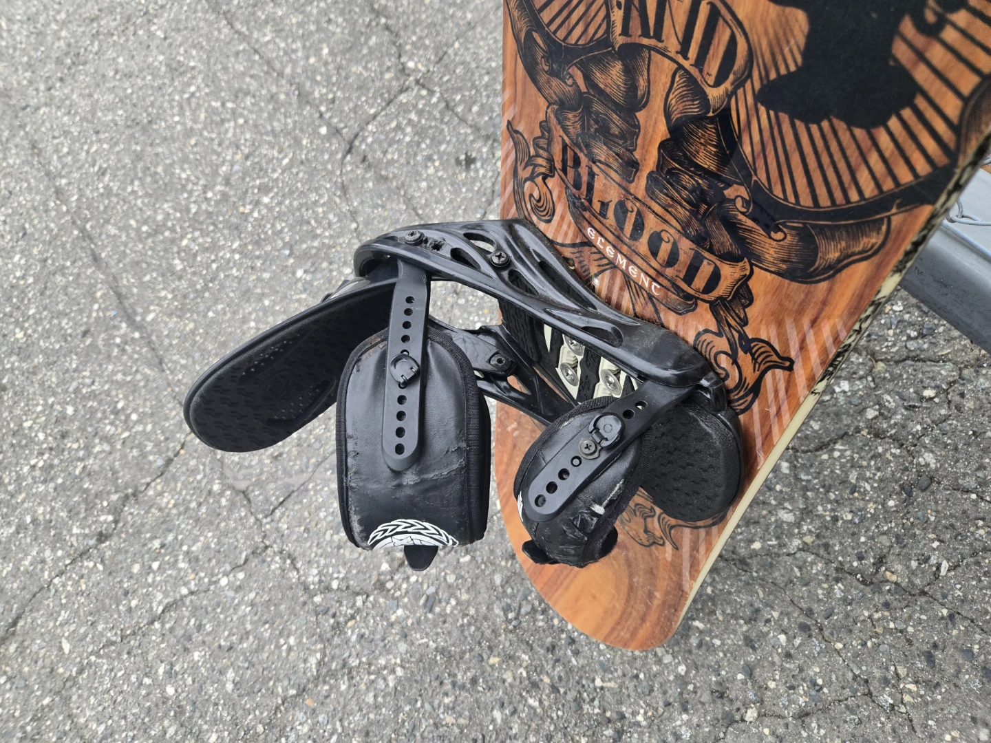 Arbor Element Snowboard with Flux Bindings + Burton Boots - photo 5