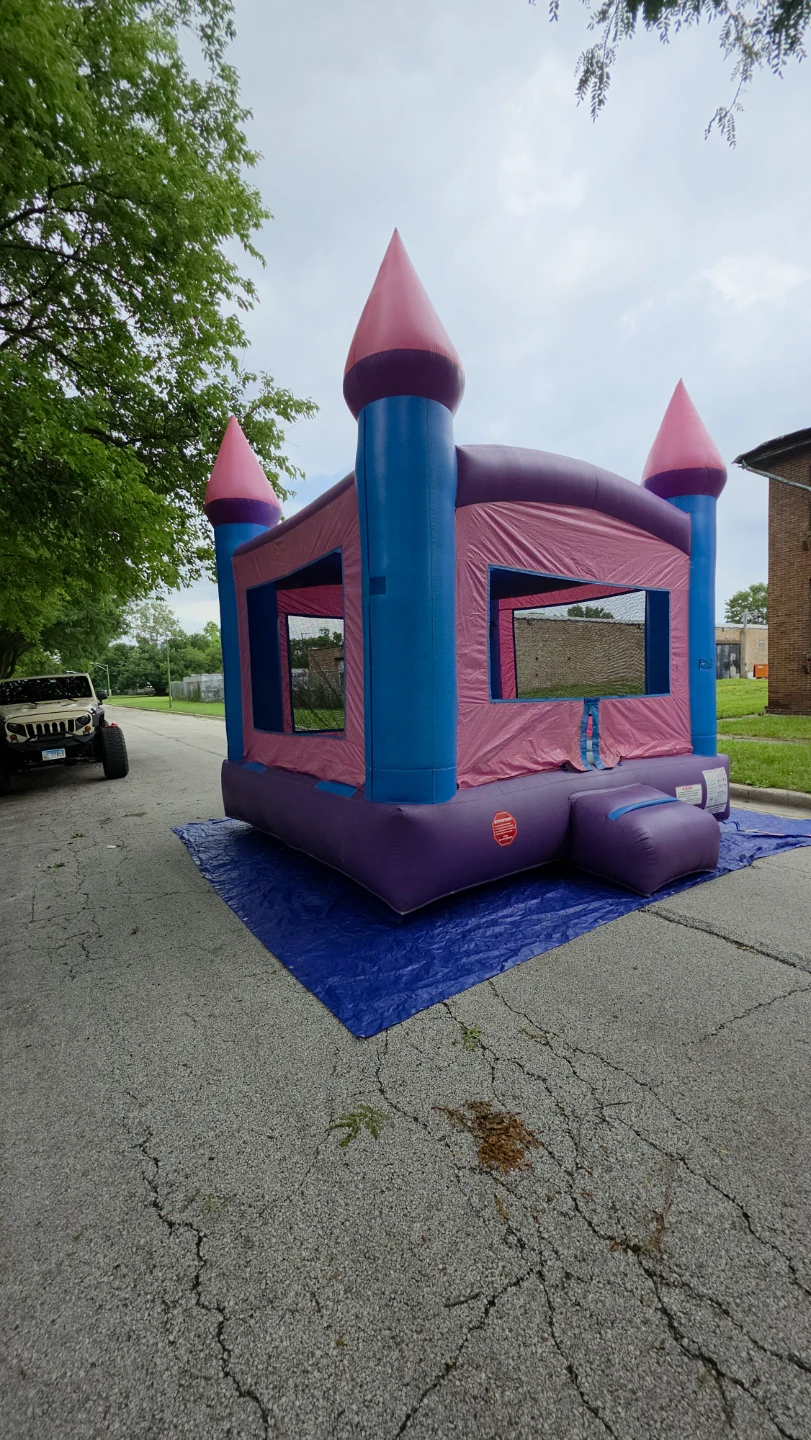 Inflatable Bounce House chairs & tables - photo 3