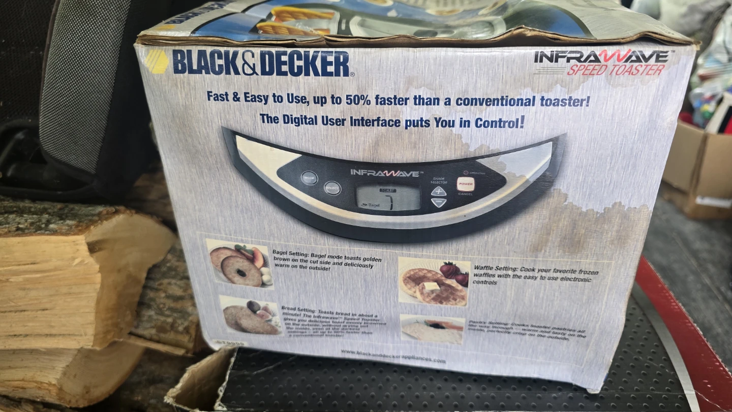 Black & Decker InfraWave Speed Toaster
