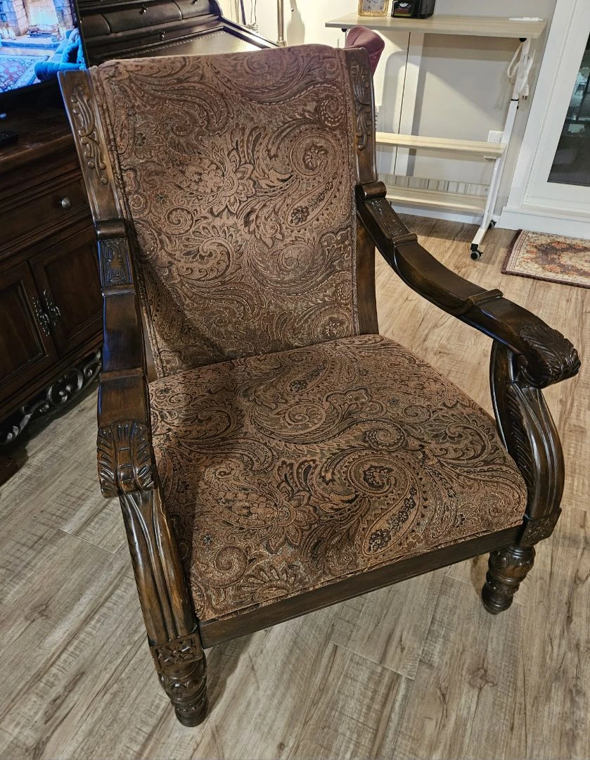 highback chair - photo 2