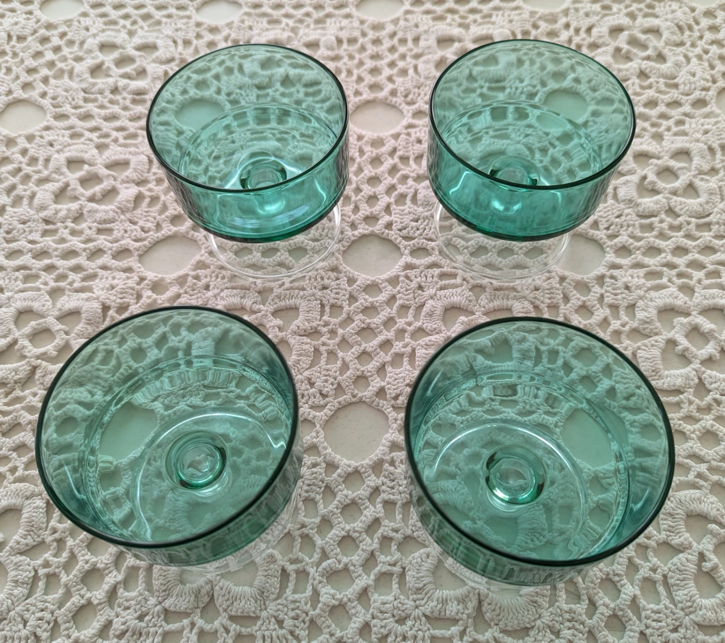 4 Green Sundae Dishes
