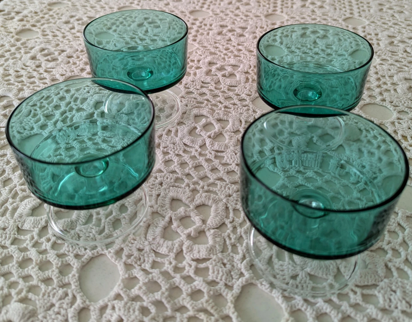 4 Green Sundae Dishes - photo 2