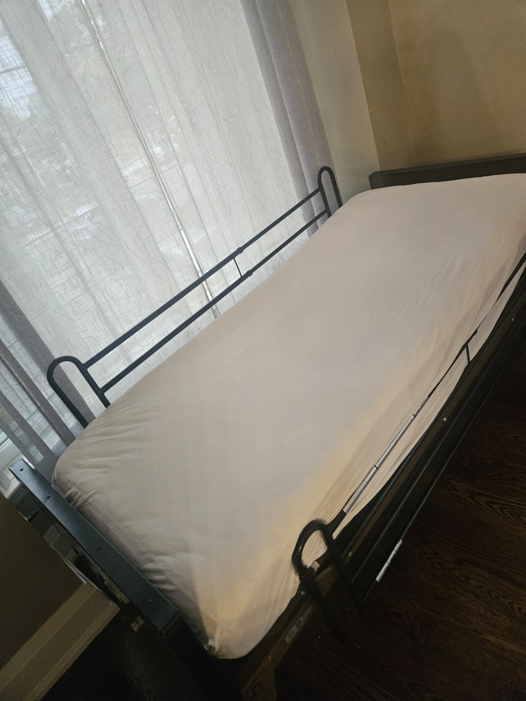 BHC Electric Hospital Bed +  Drive Gravity 7 Mattress - photo 3