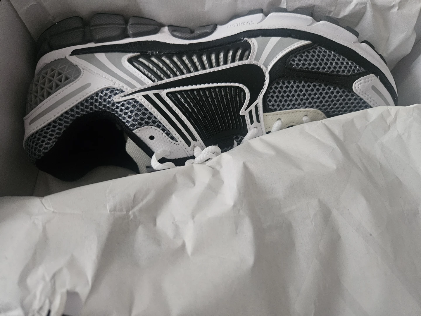 Nike Zoom Vomero 5 SE SP