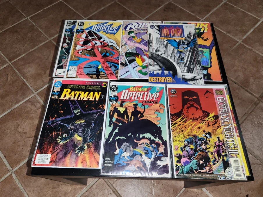 DC Comics Batman & Robin Comic Books Lot - photo 3