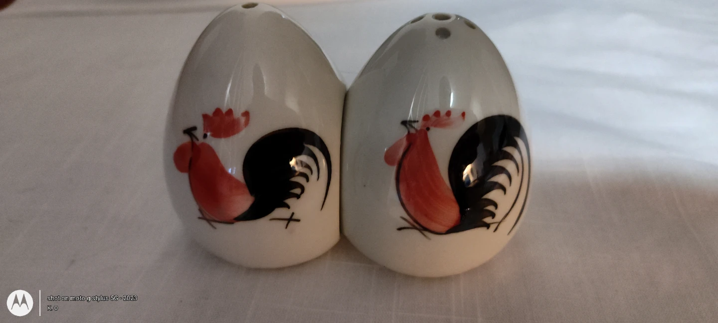 Rooster Salt and Pepper Shakers