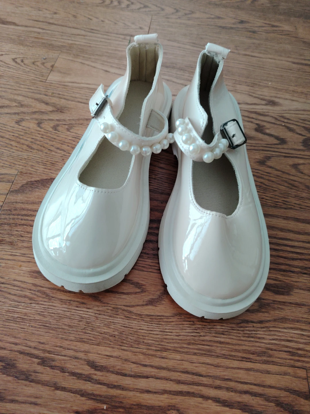 Women's Beige Patent Mary Jane Platform Shoes