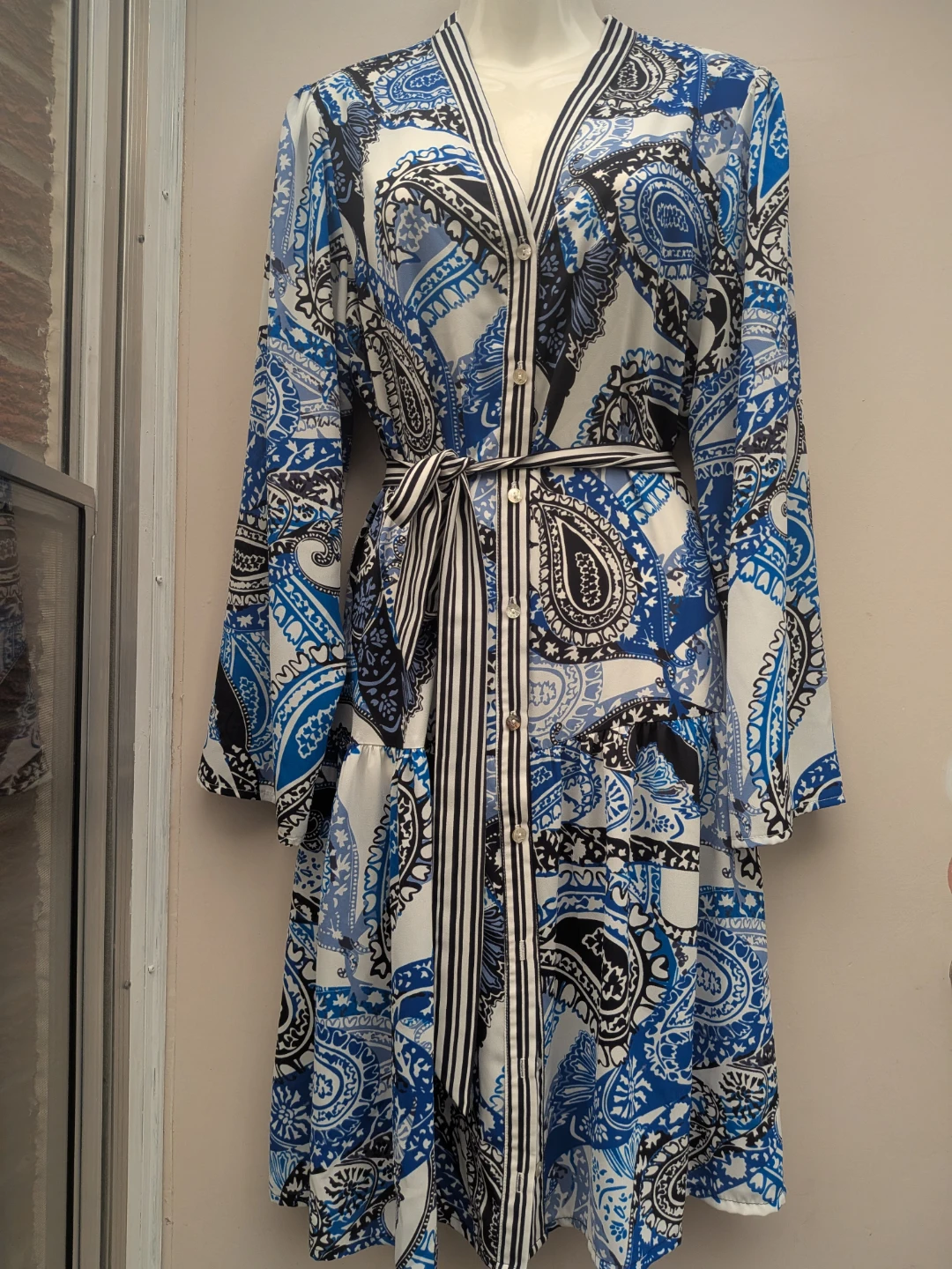 Blue Paisley Print Maxi Dress with Belt sz 12 Medium