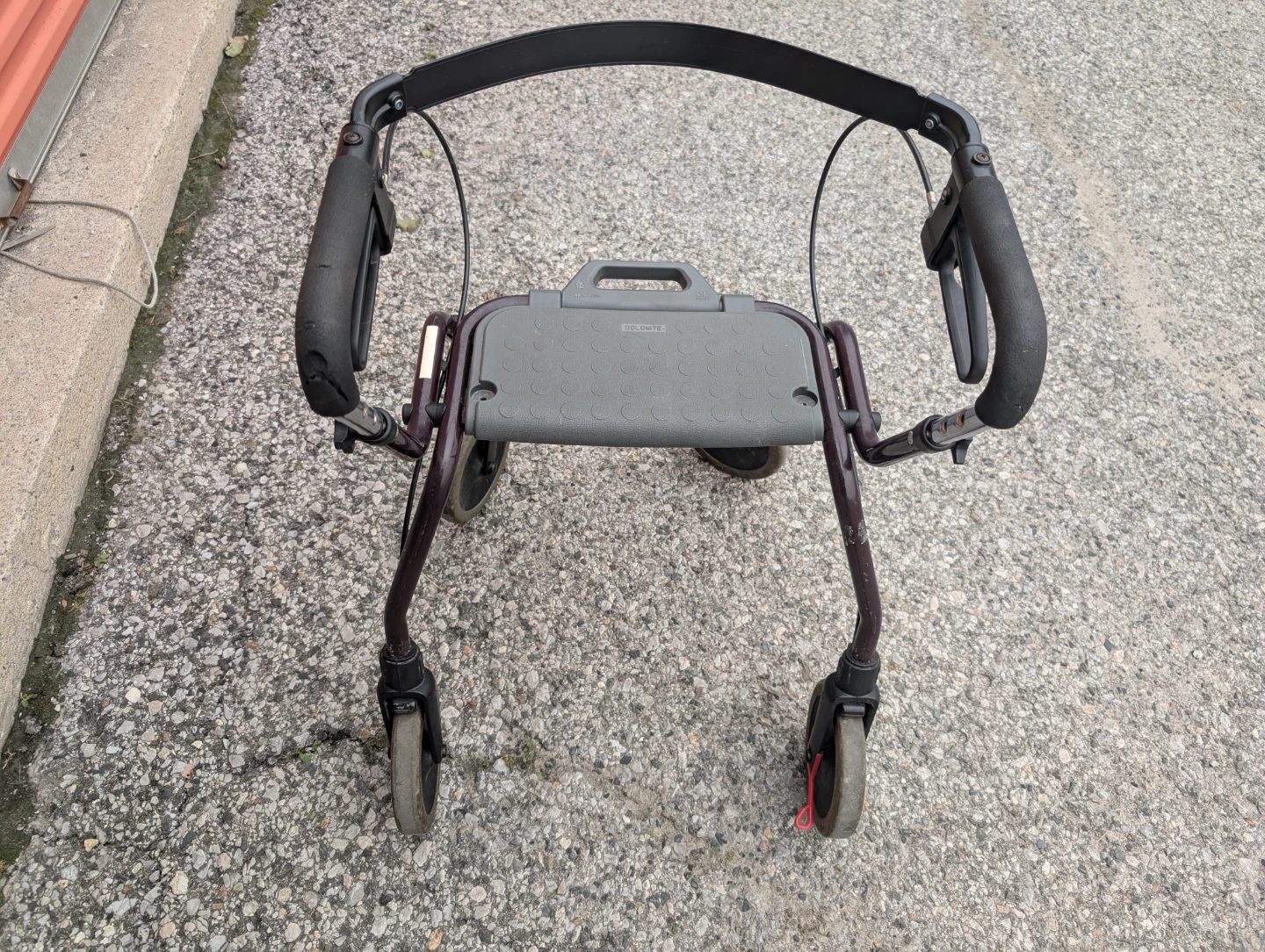Dolomite Walker