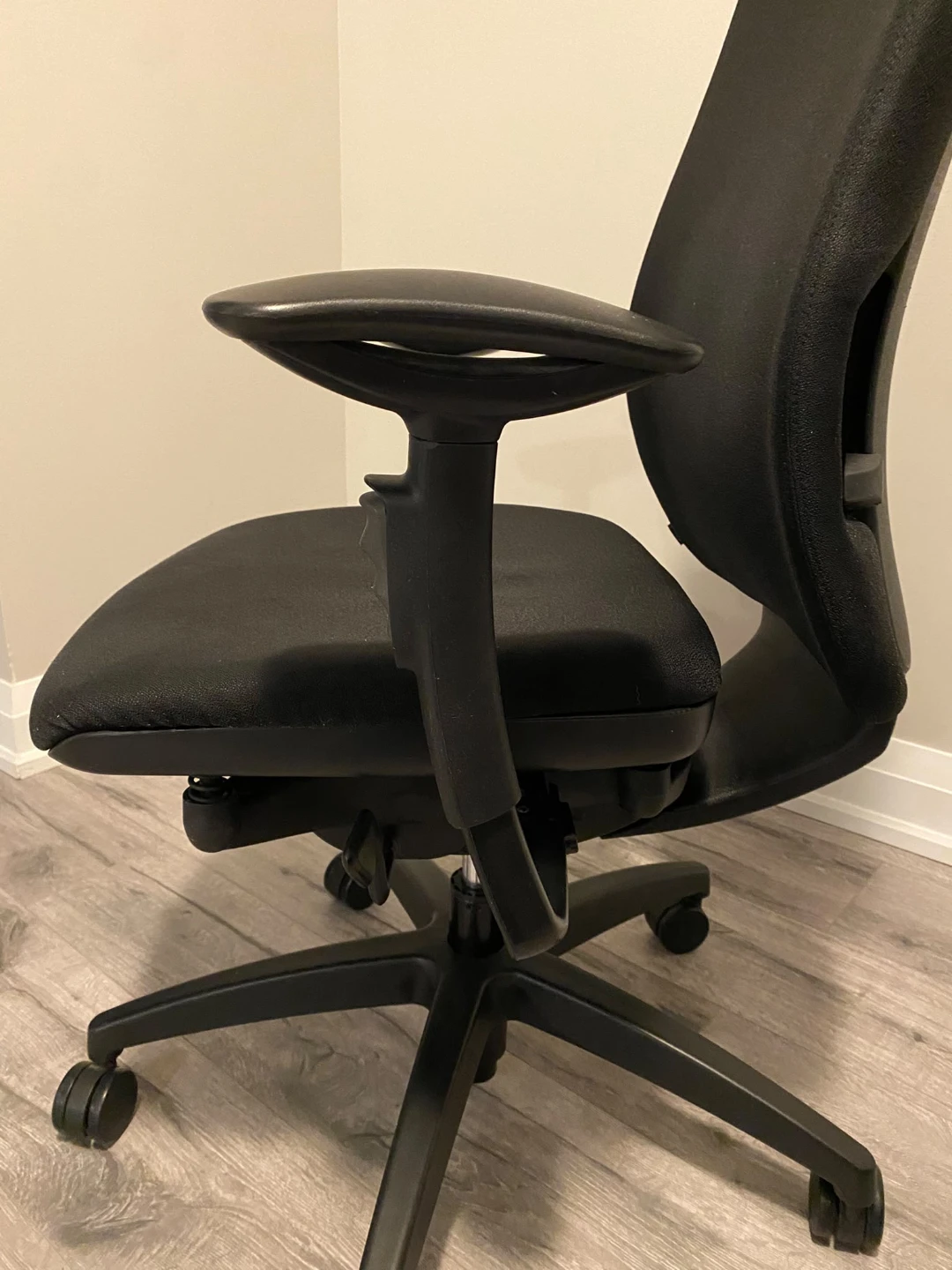Black Ergonomic Office Chair