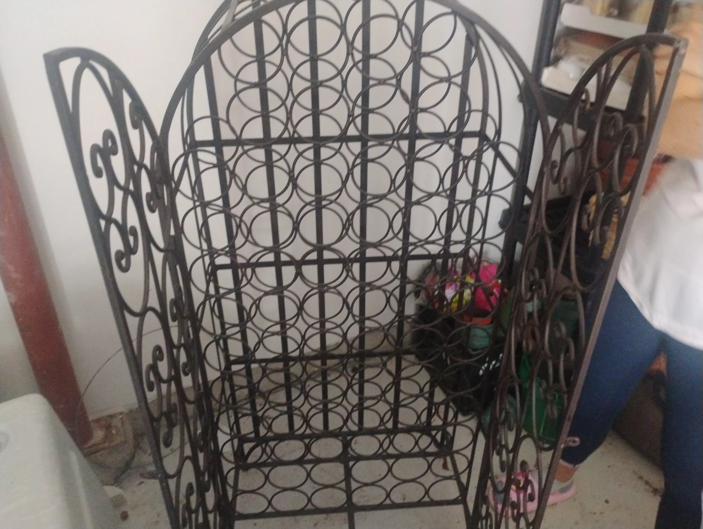 Vintage ornate Metal Wine Rack - photo 3