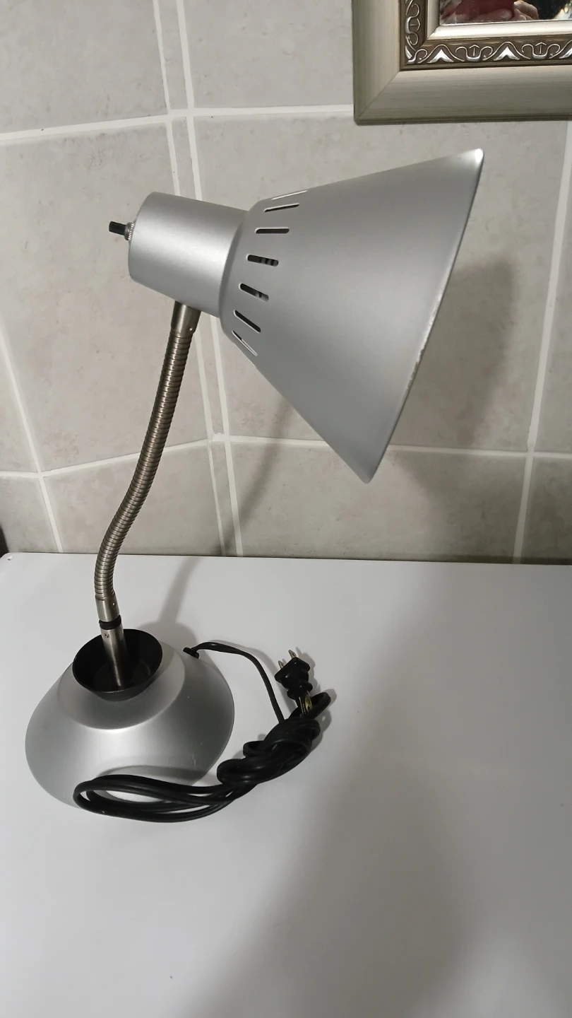 Metal table lamp for $5.00