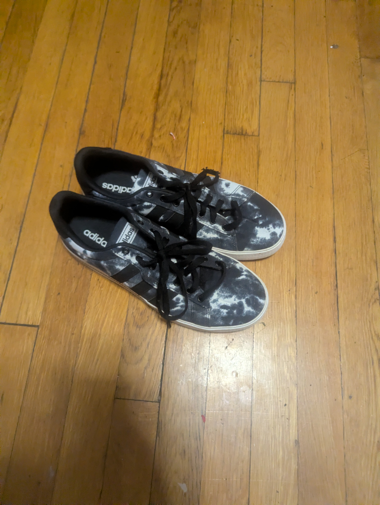 Adidas 3.0 Casual Sneakers, like new. Color: acid washed.