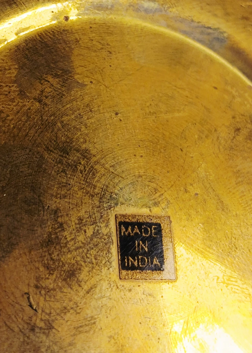 Brass Basket with Handle and Grapevine Decoration - photo 5