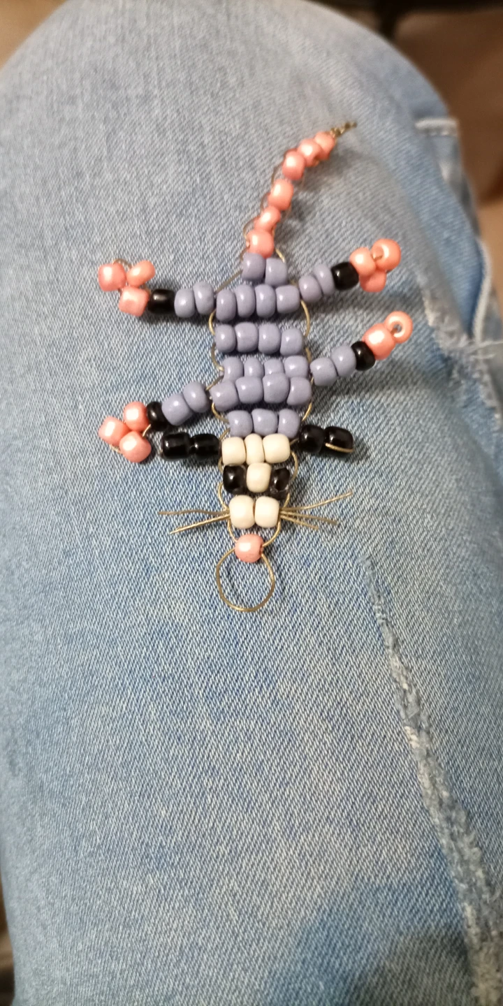 Beaded Possom Charm - photo 2