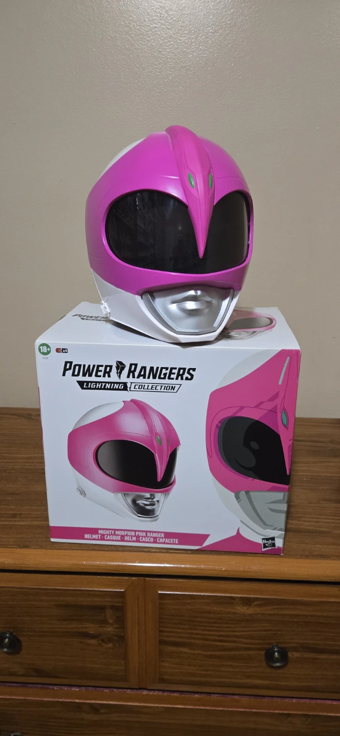 Power Rangers Lightning Collection Pink Ranger Helmet - photo 4