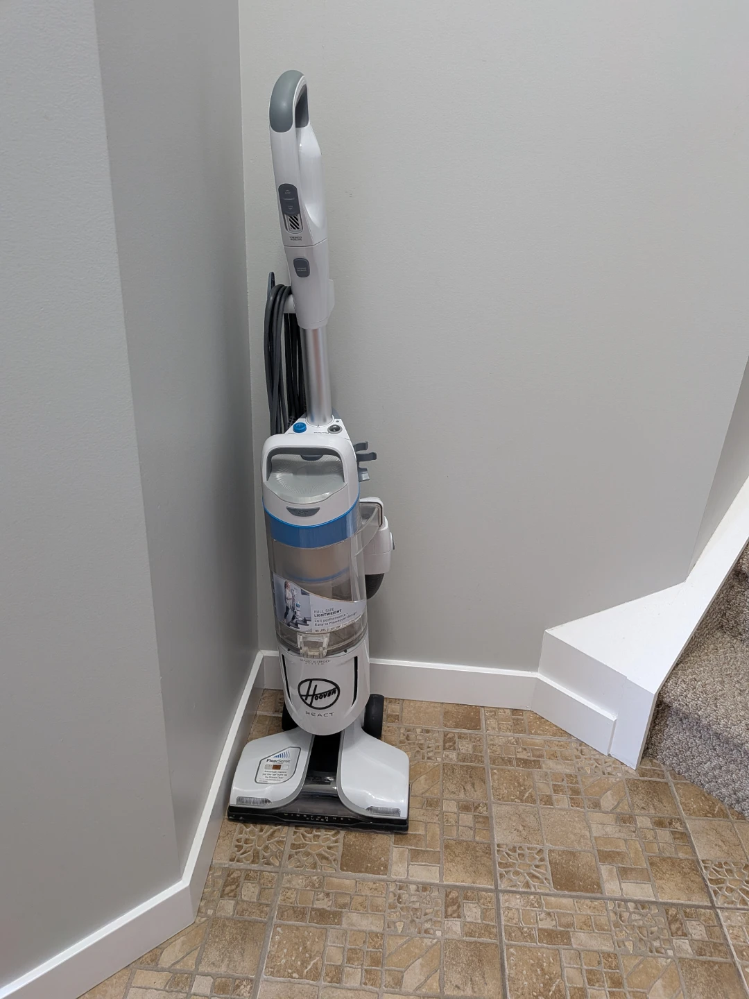 Hoover REACT Upright Vacuum Cleaner