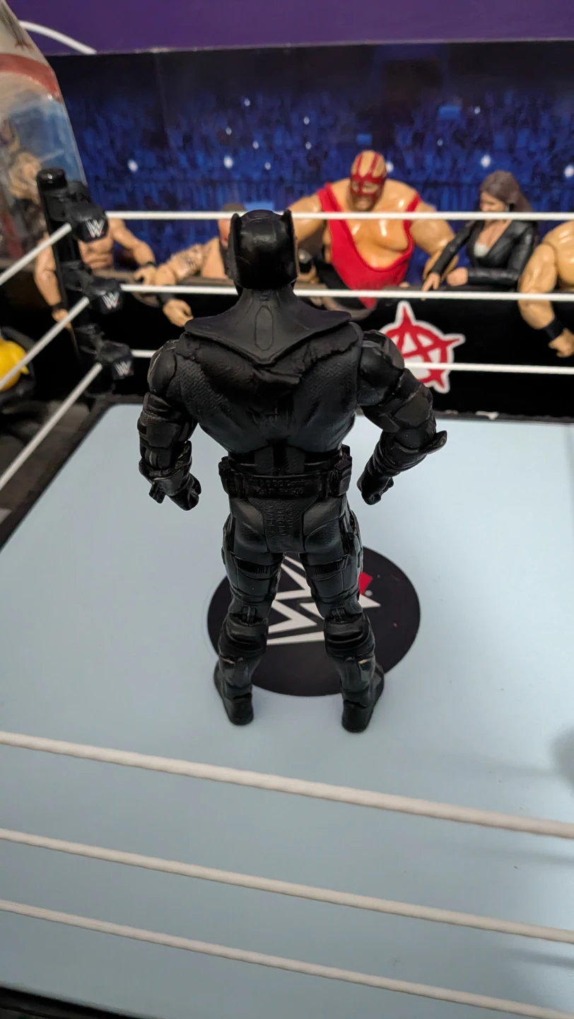 Batman Action Figure - photo 2
