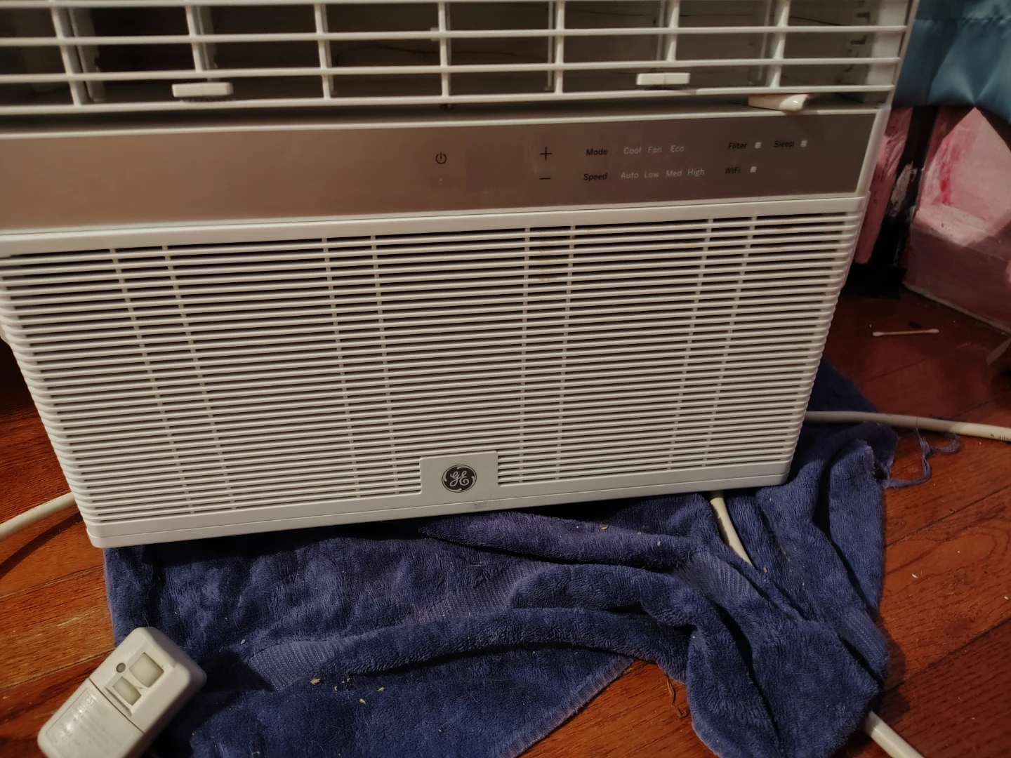 GE Window Air Conditioner AWCS12WF