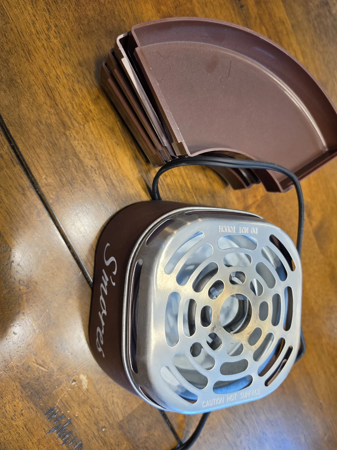 Nostalgia S'mores Maker with 4 Trays