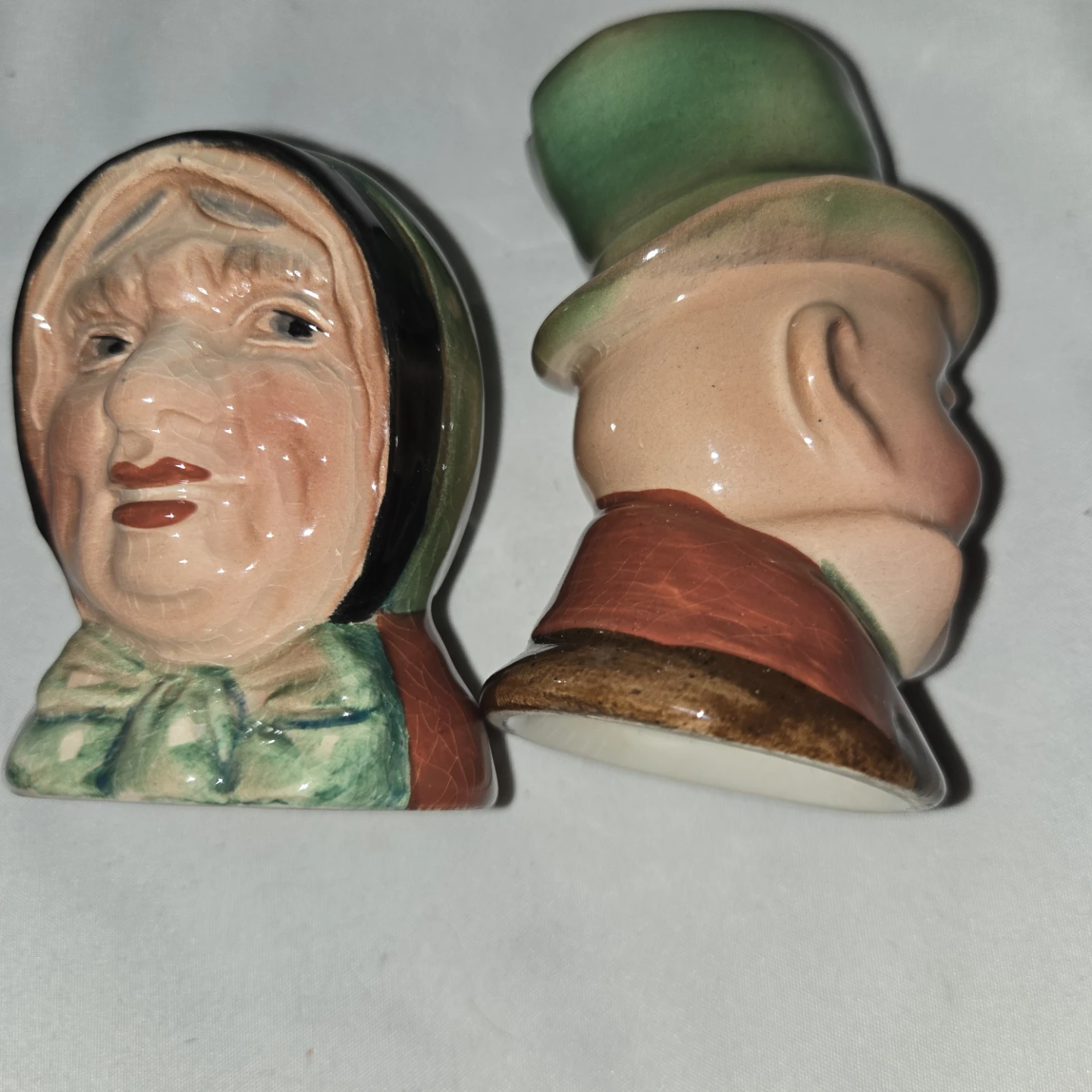 Beswick ,Dickens salt / pepper pots, Mr Mcawber & Sairy Gamp - photo 4