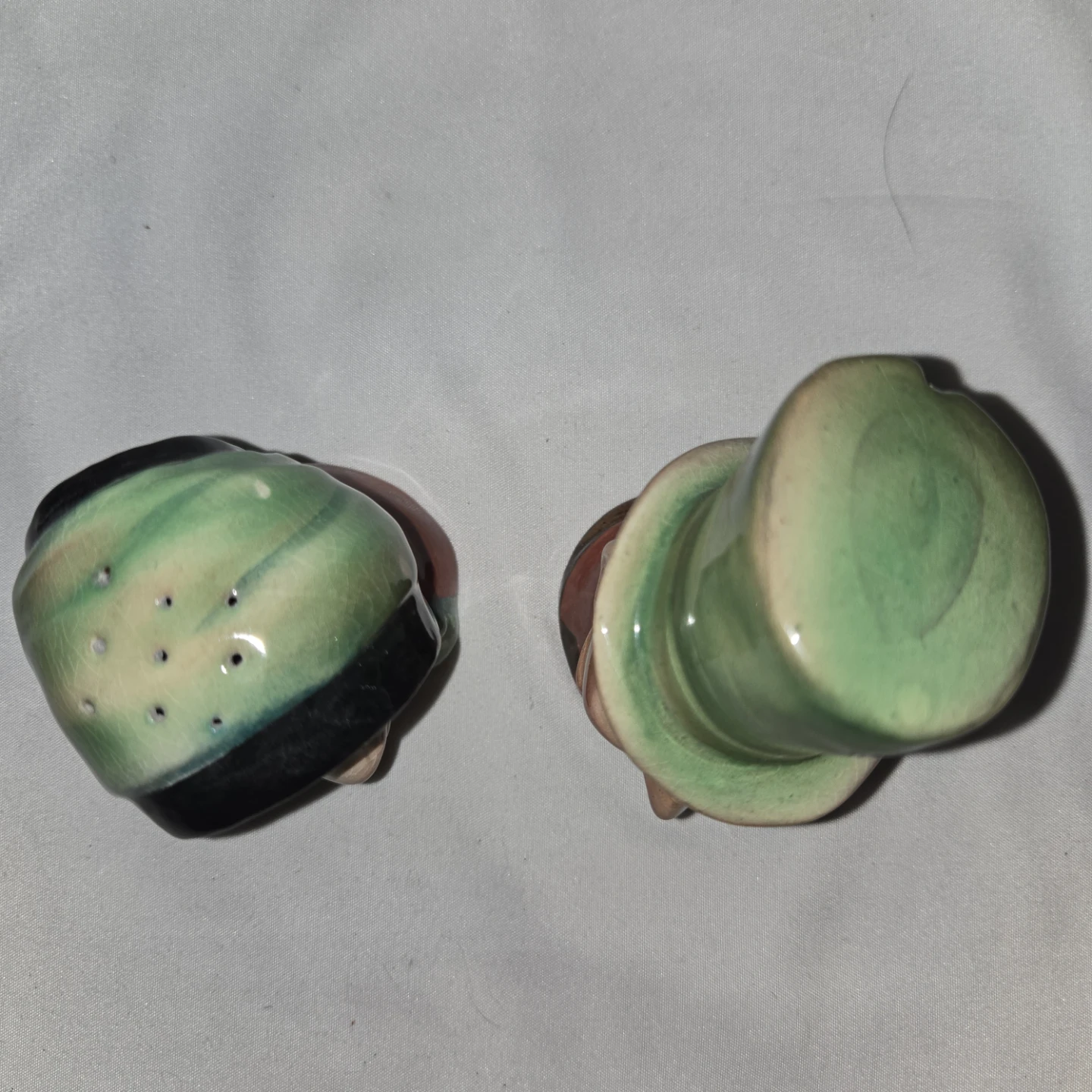 Beswick ,Dickens salt / pepper pots, Mr Mcawber & Sairy Gamp - photo 5