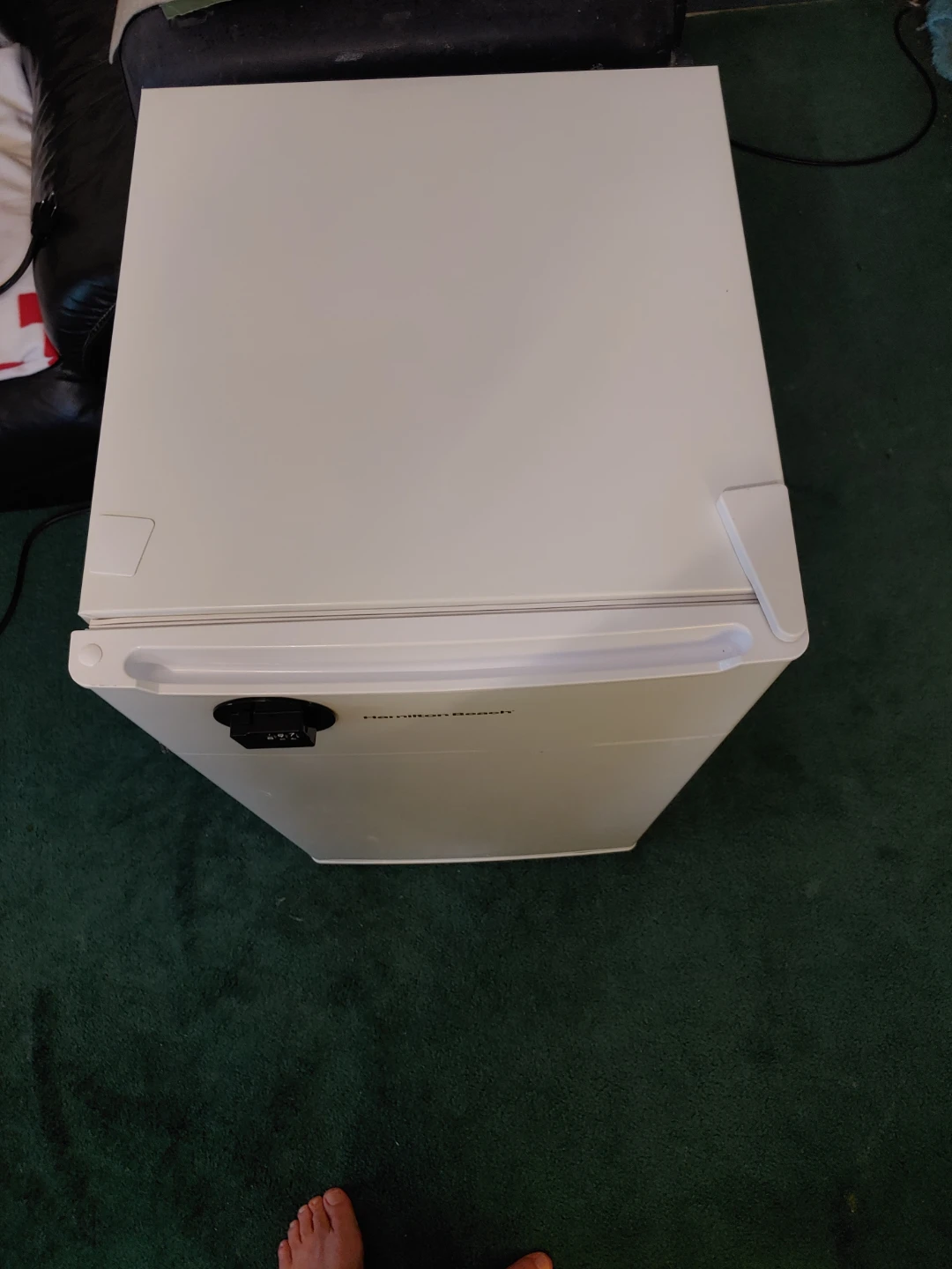 Hamilton Beach Compact Refrigerator HBR33MWEE02 - photo 3