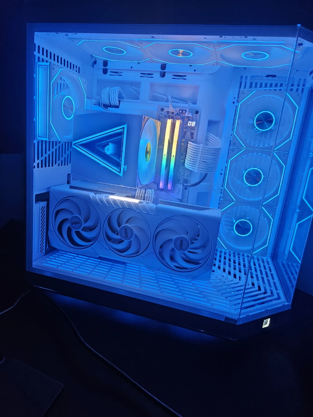 High End 9070XT PC - photo 5
