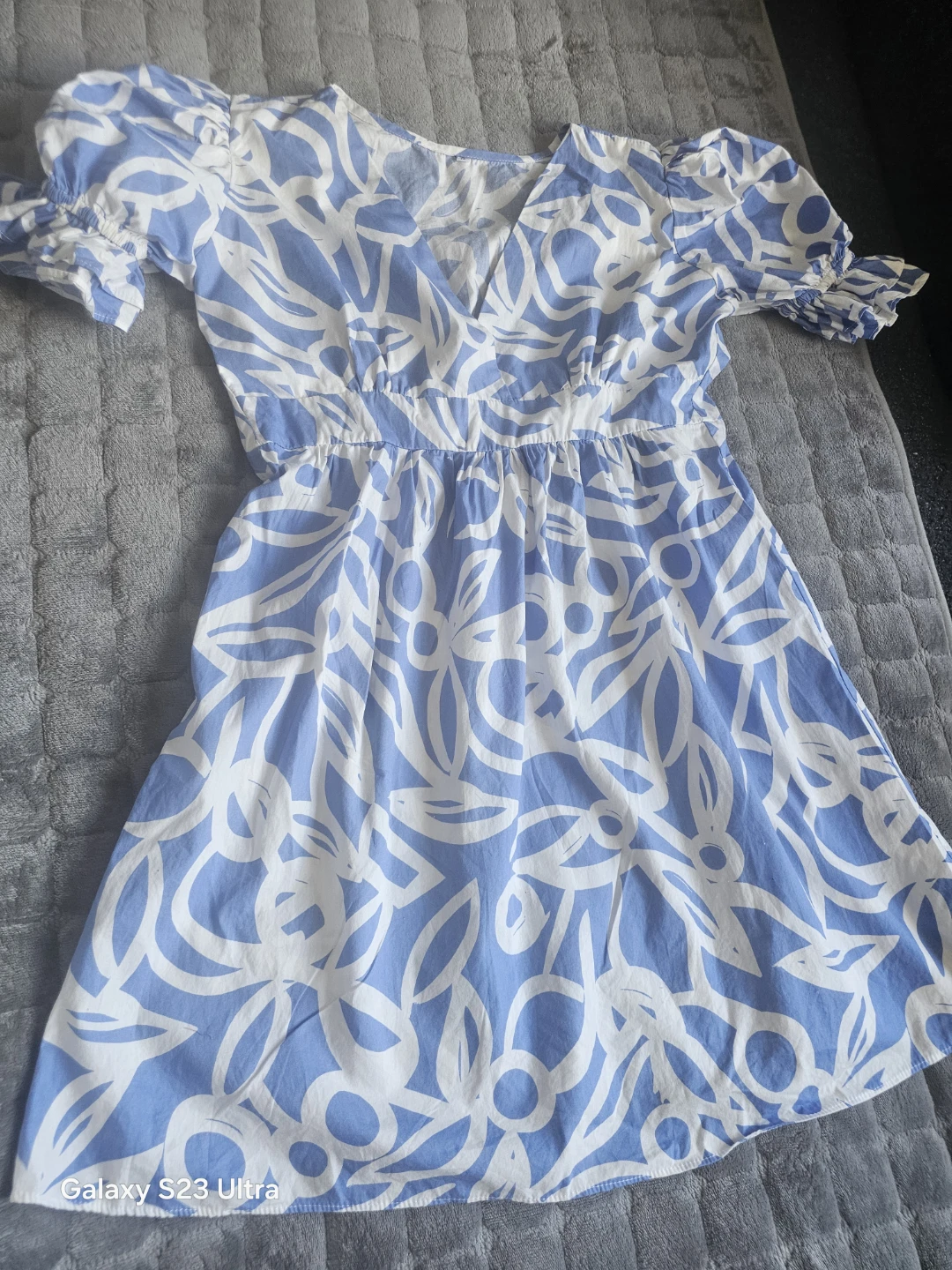 Blue and White Floral Puff Sleeve Mini Dress