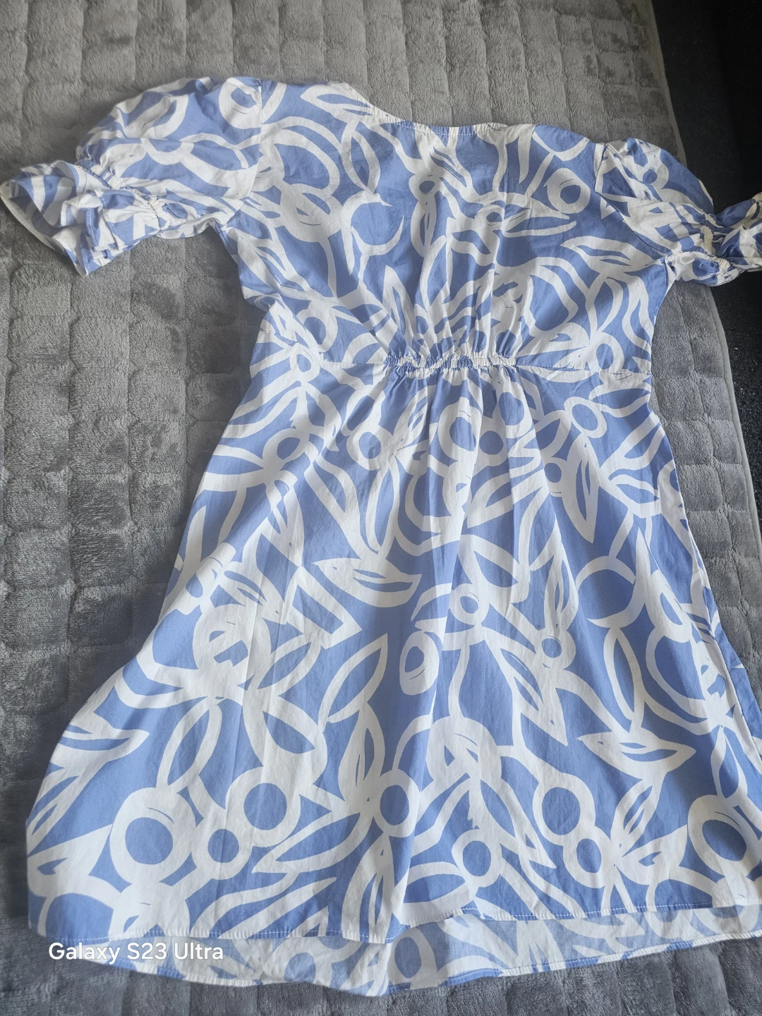 Blue and White Floral Puff Sleeve Mini Dress - photo 3