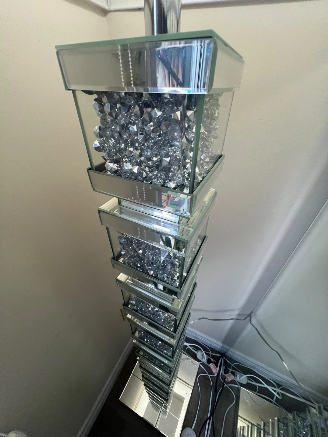 Crushed Diamond Mirror Floor Lamp - photo 3