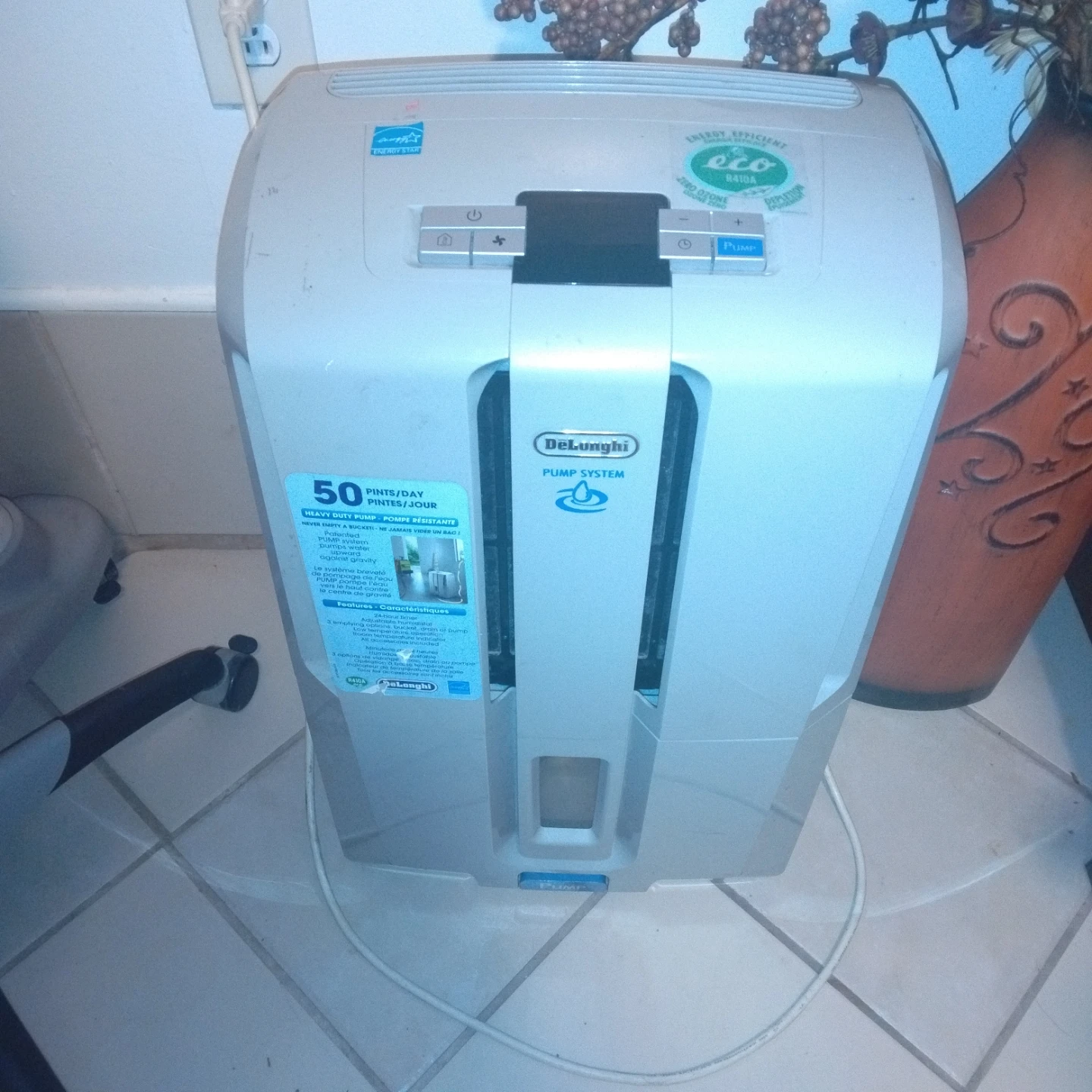 DeLonghi Dehumidifier with Pump System