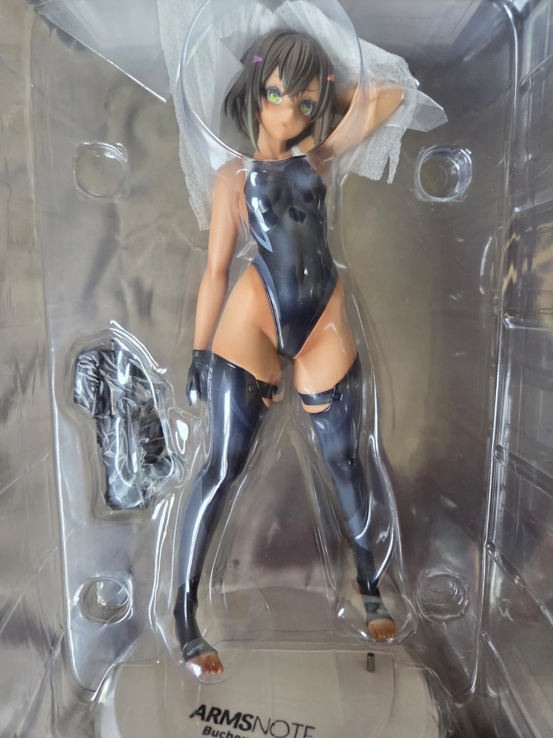 Amakuni ARMS NOTE - Buchou-chan and Kouhai-chan 1/7 figure - photo 5