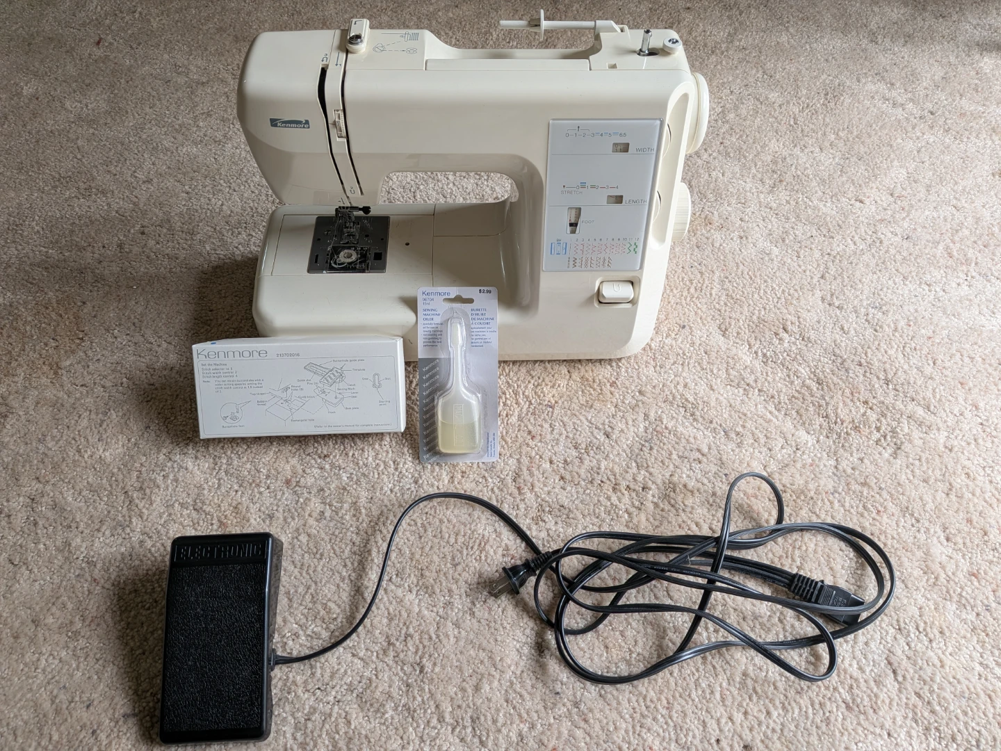 Kenmore Sewing Machine 3/4 Size