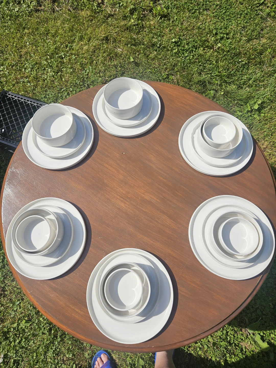 Set of 6 White Ceramic Dinner Plates and Bowls - photo 3