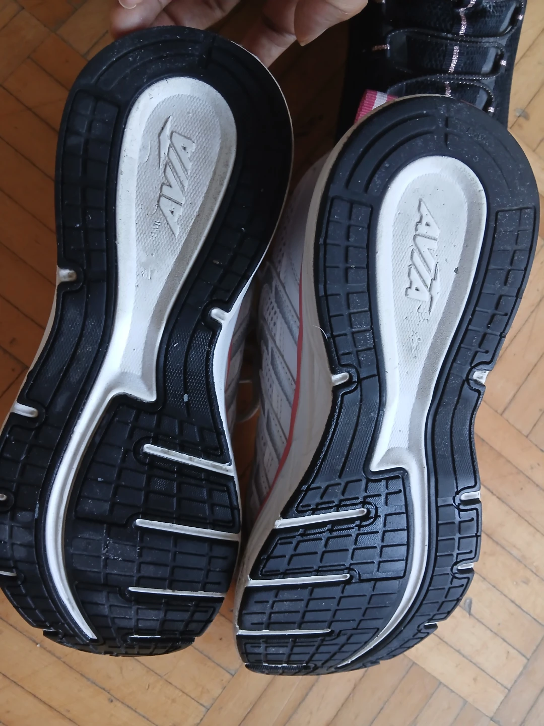AVIA Women's Running Shoes Size 9 - photo 3
