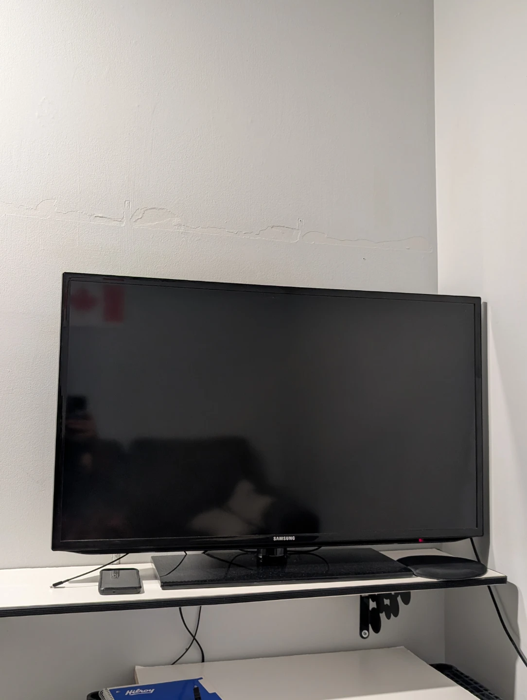 Samsung UN40EH5000F 40" LED HDTV - photo 4