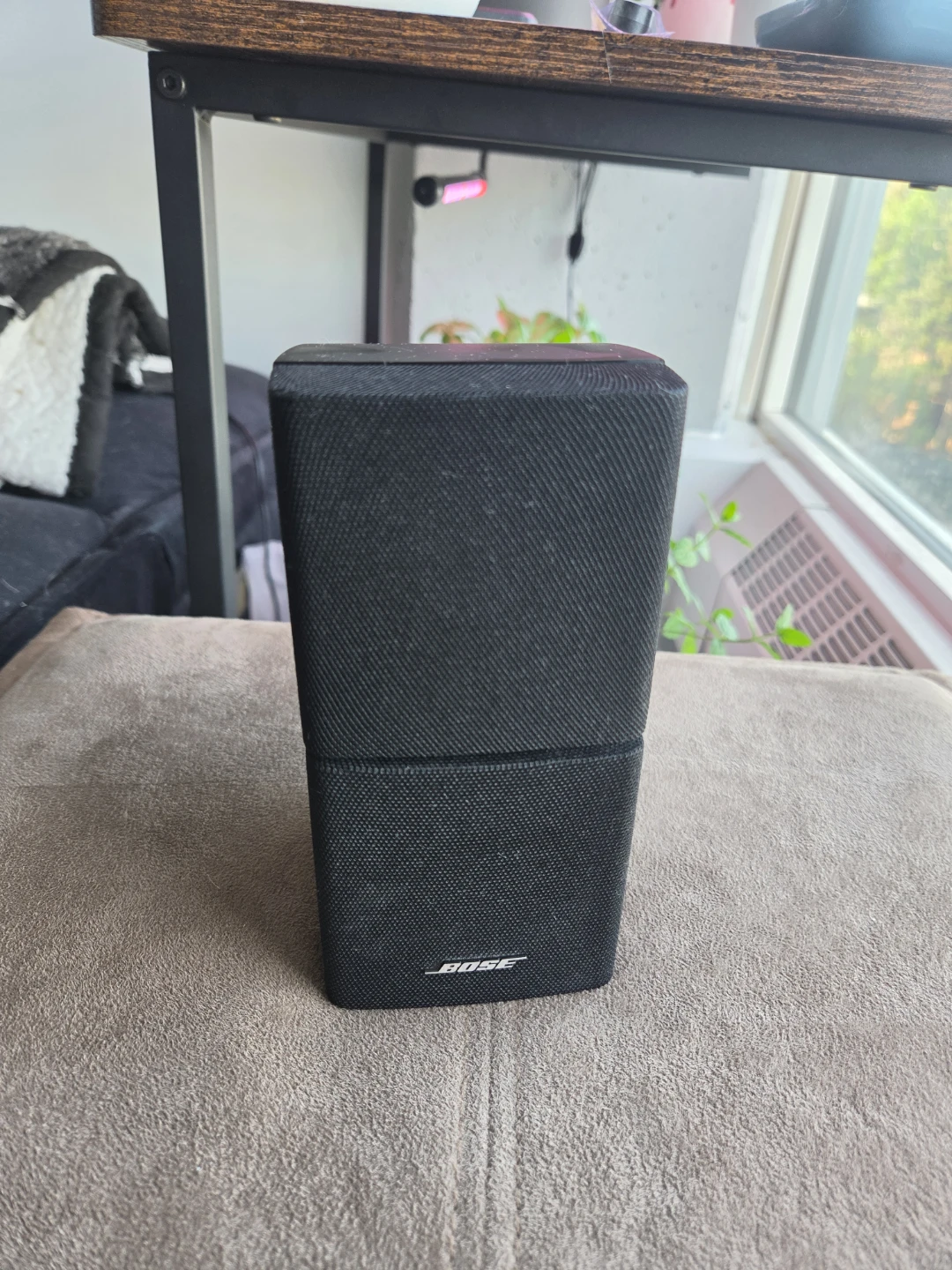 Bose Double Cube Speakers Acoustimass Lifestyle Set of 5