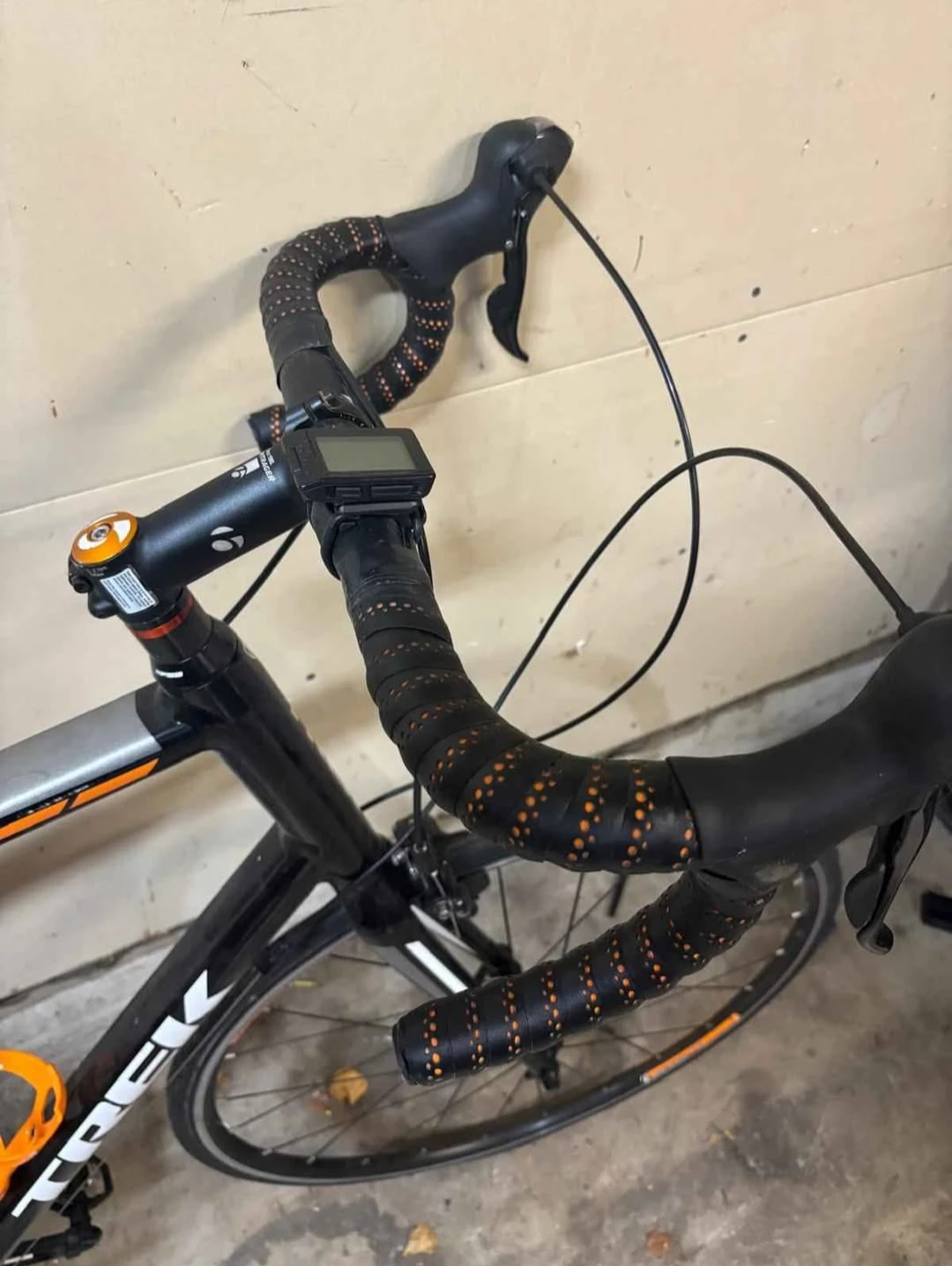 Trek One Series 1.2 Road Bike - photo 3