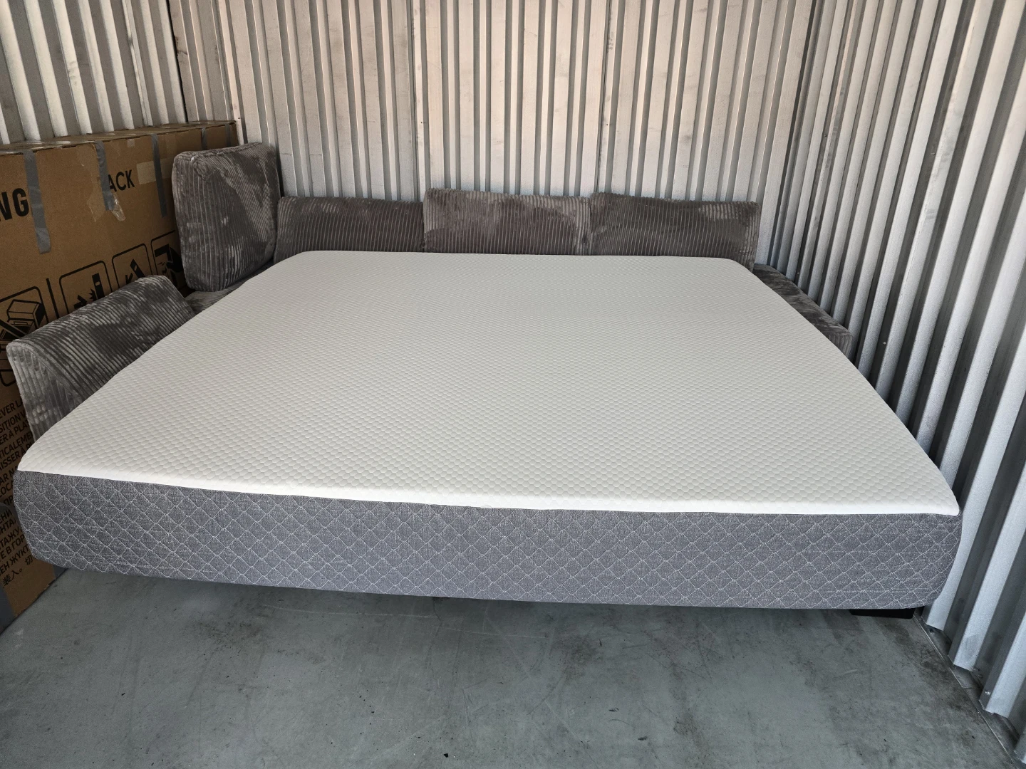 GhostBed Classic King Mattress Cover 76x80x11 - photo 2