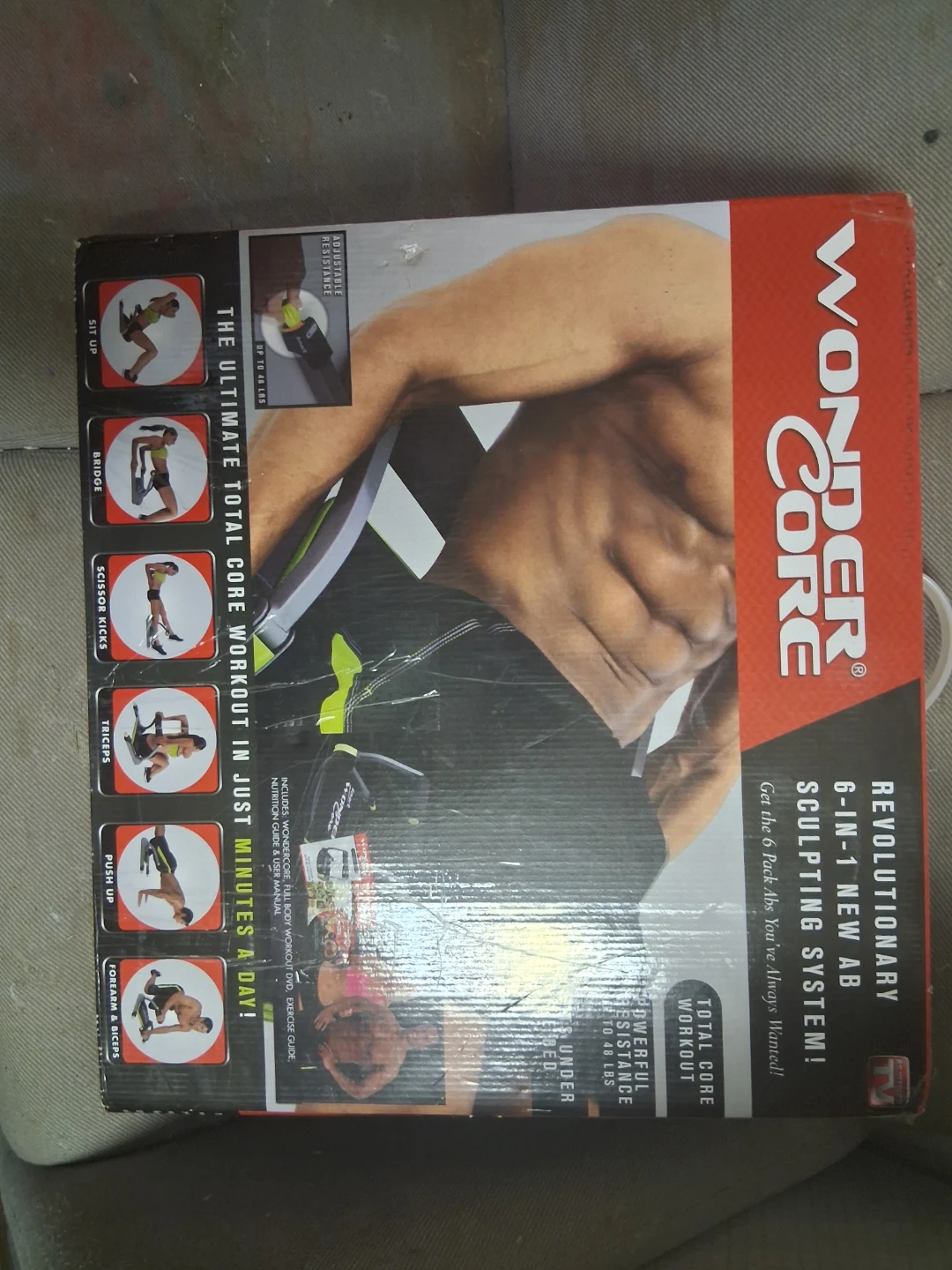 WONDER CORE workout machine