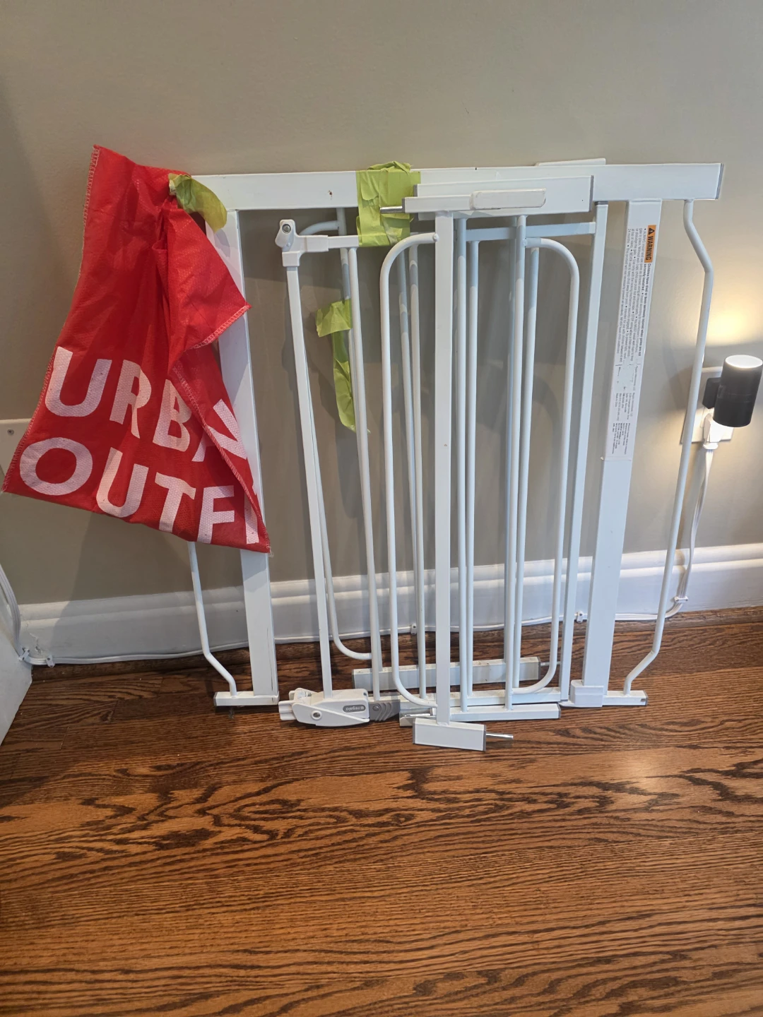 Regalo-style walk-through baby gate