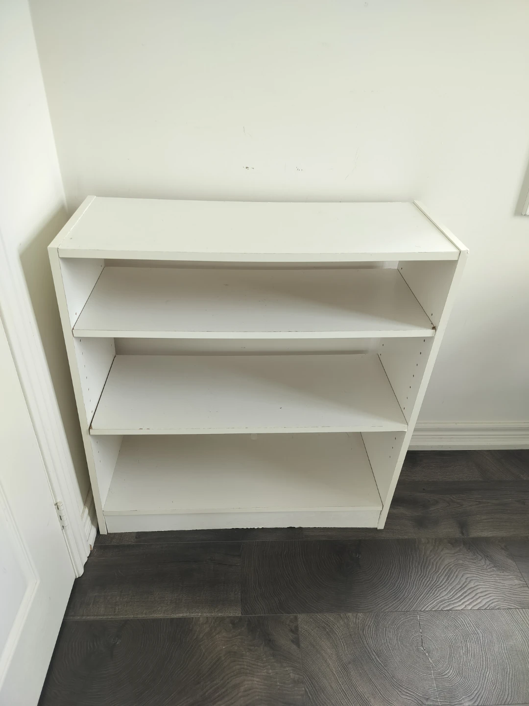 White 3-shelf bookcase