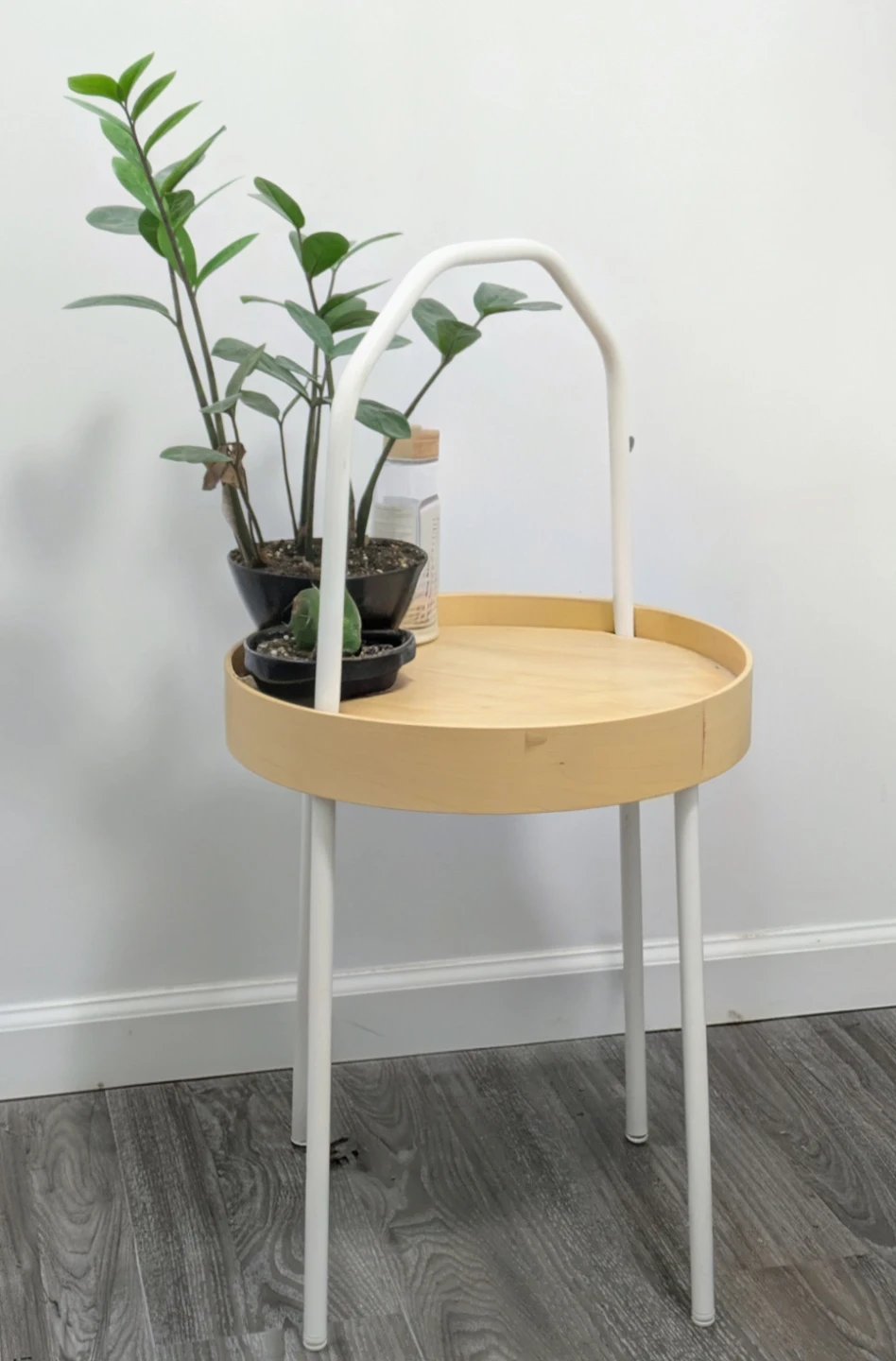 Round Side Table with Handle