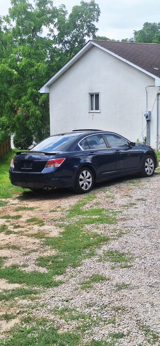 Honda Accord Sedan - photo 2