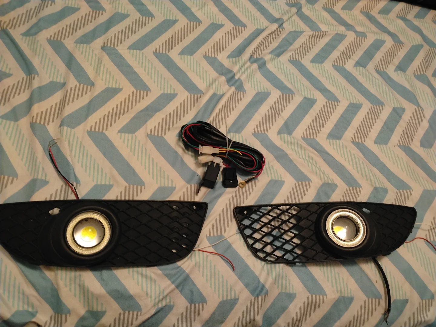 Pair of Fog Lights with Grilles and Wiring